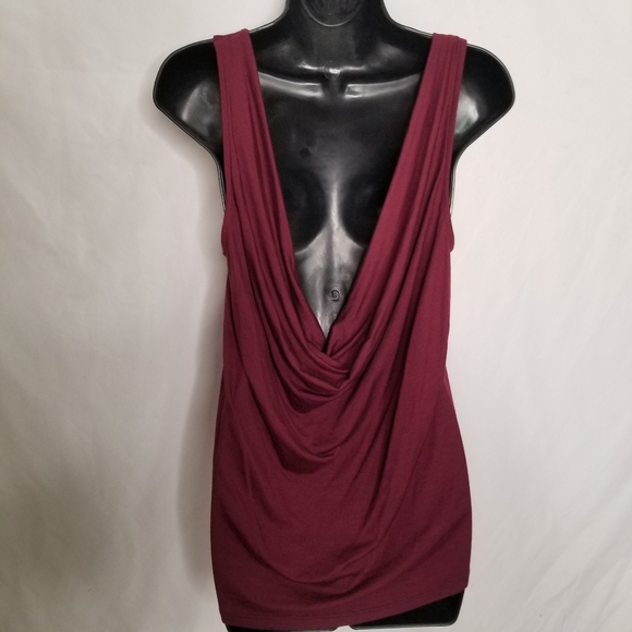 Feel the Piece draped low back tank top red size medium - Picture 5 of 8